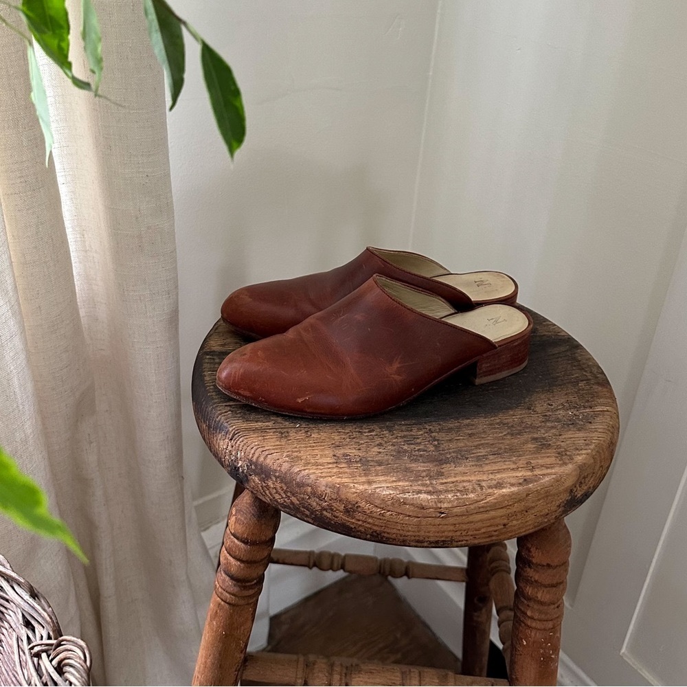 Nisolo Mariella Mules Brandy retired style